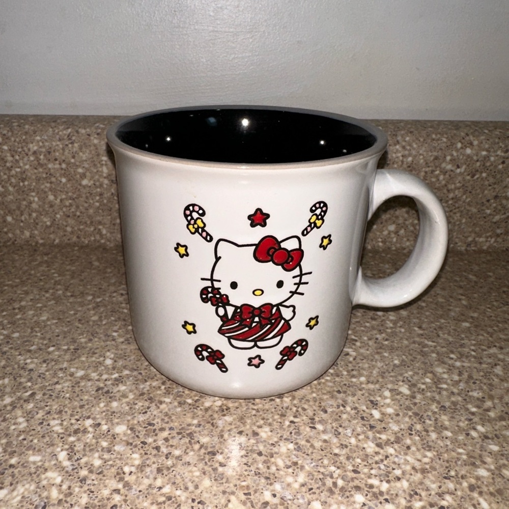 Christmas hello kitty 20 oz mug